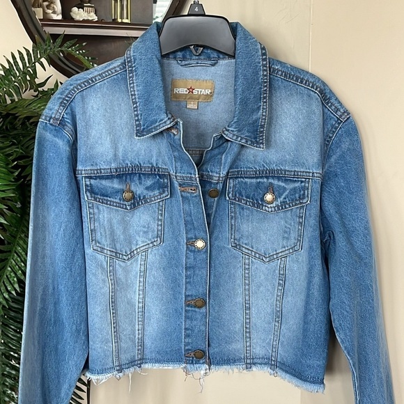 NWOT Red Star Button Up Jean Jacket Cotton Denim Faded Blue Cropped Frayed - Picture 2 of 10